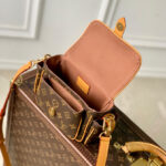 Louis Vuitton Cargo Wearable Wallet - Luxury G69 M14742 Brown